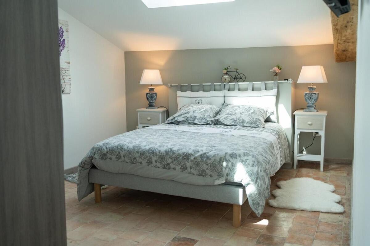 Apartment Le Lavandin Classe 3 Etoiles