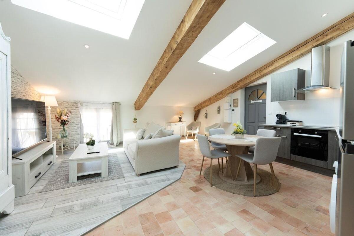 Le Lavandin Classe 3 Etoiles Apartment
